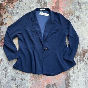 Navy Women's plus peplum Blazer NWT